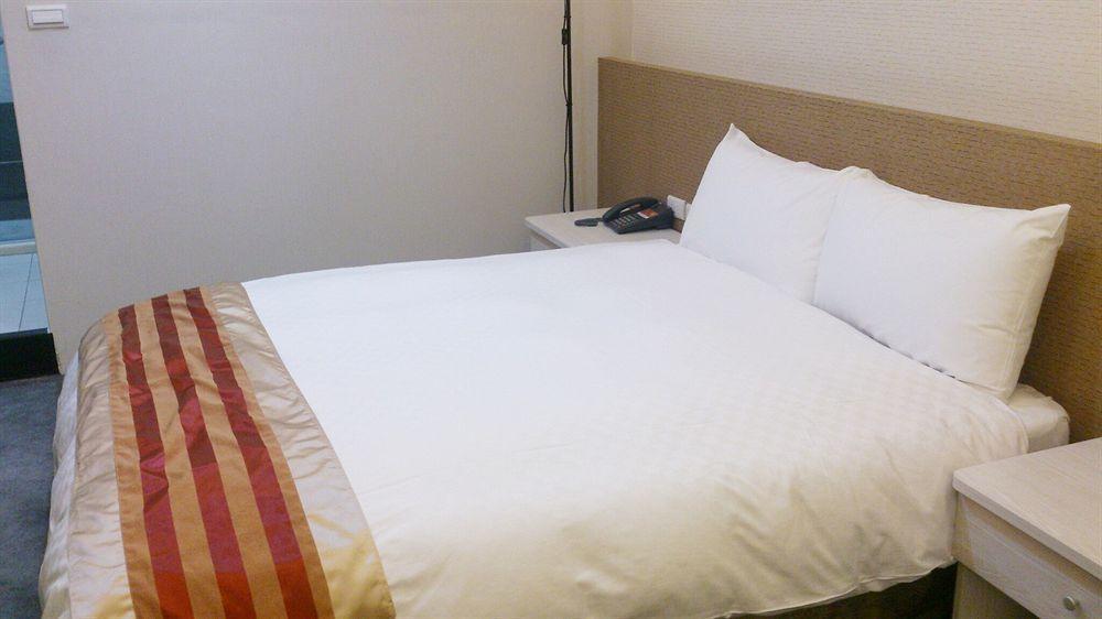 Shun-Yi Business Hotel Chiayi Exterior foto